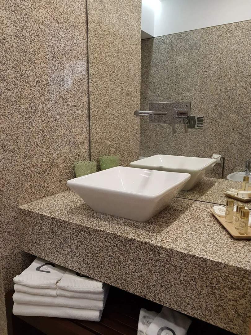 Casa de Baixo - Petit Hotel