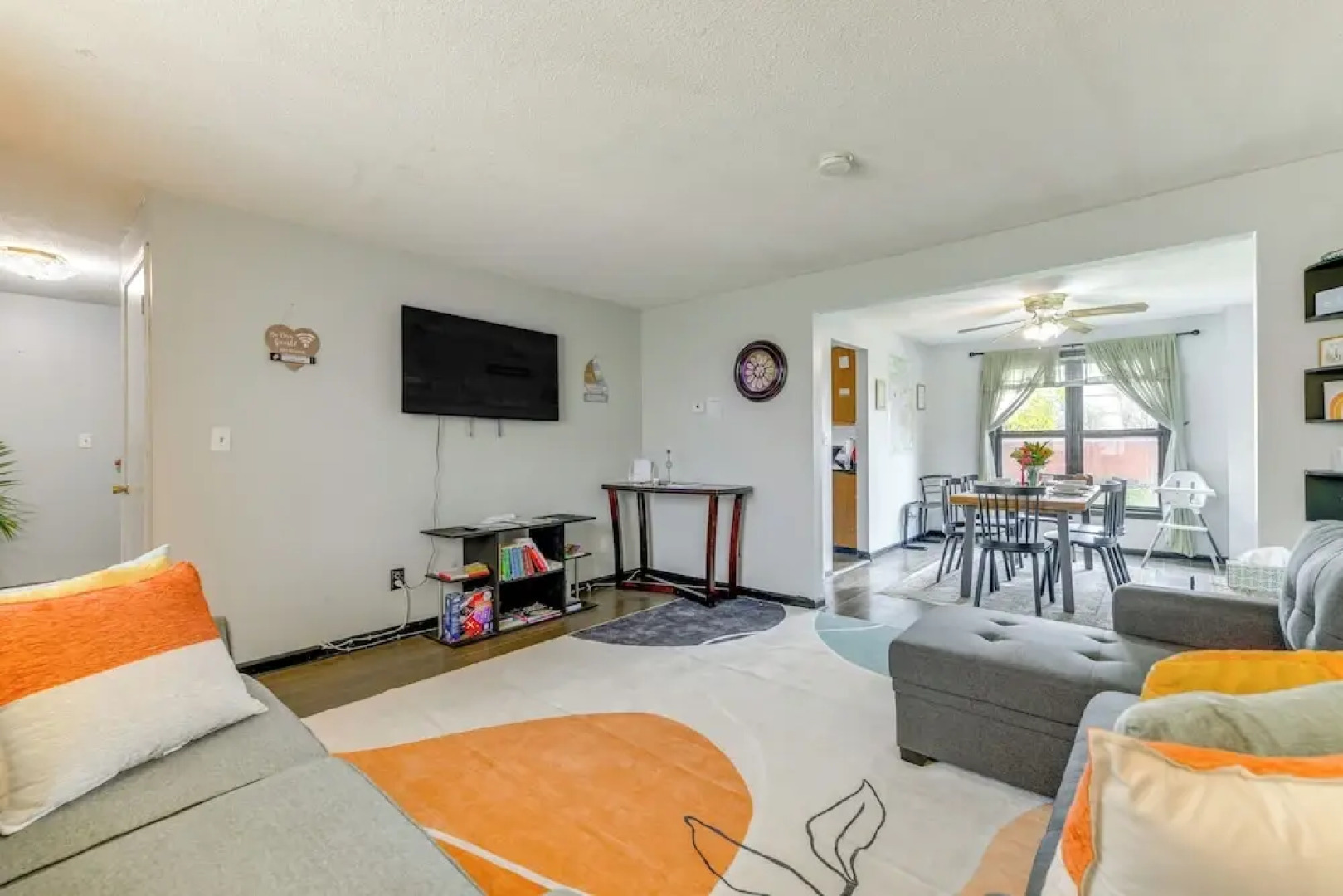 4 Mi to Dtwn: Family Home in Buffalo