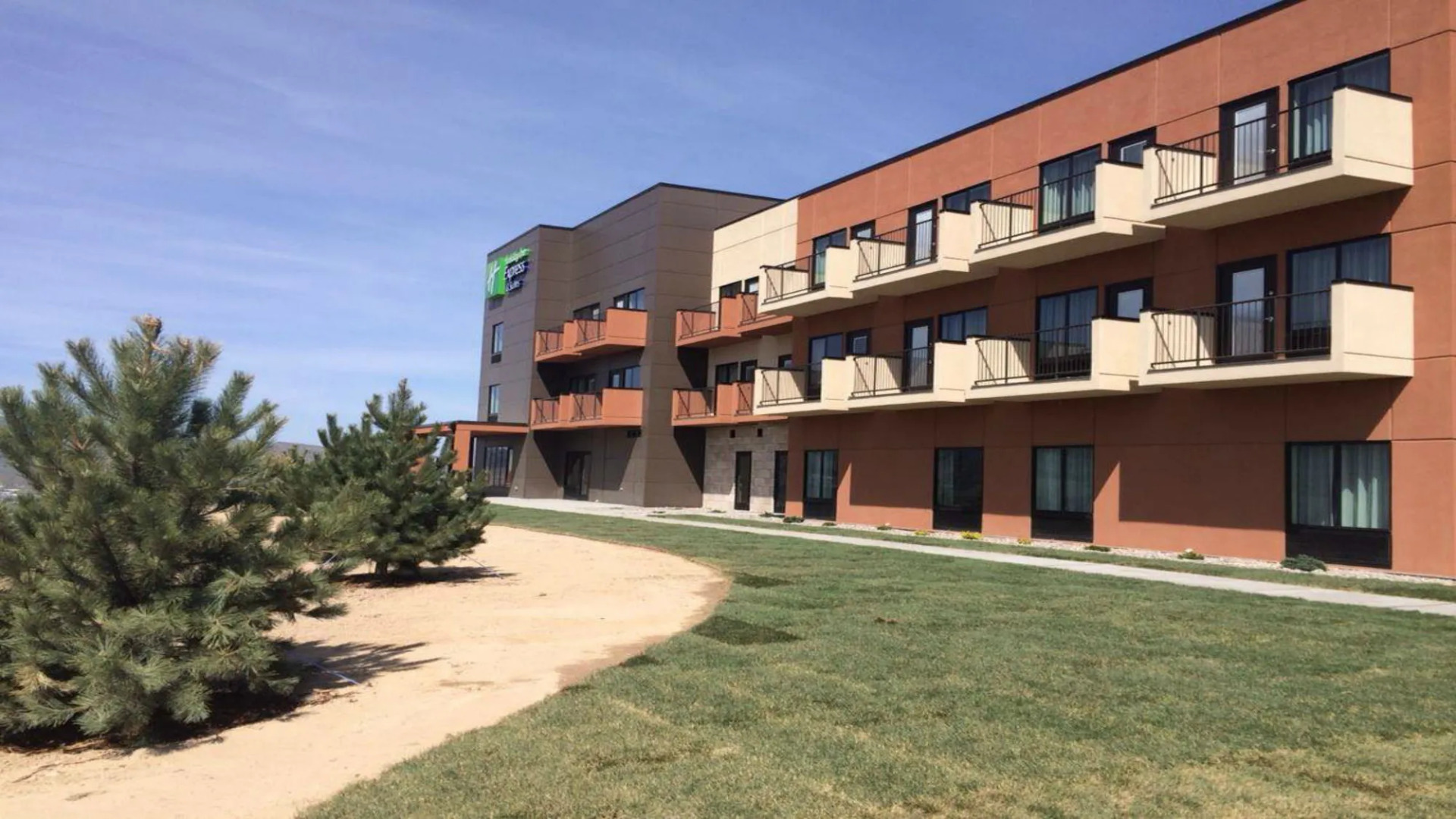 Holiday Inn Express & Suites Pocatello by IHG
