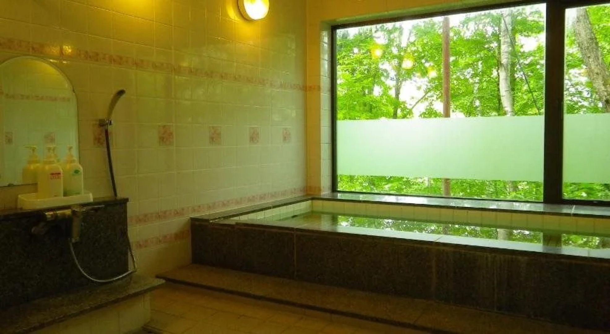 Hotel Astoria (Nagano)