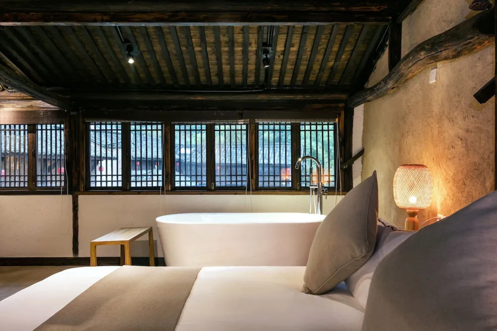 Xiananshan Village Hotel