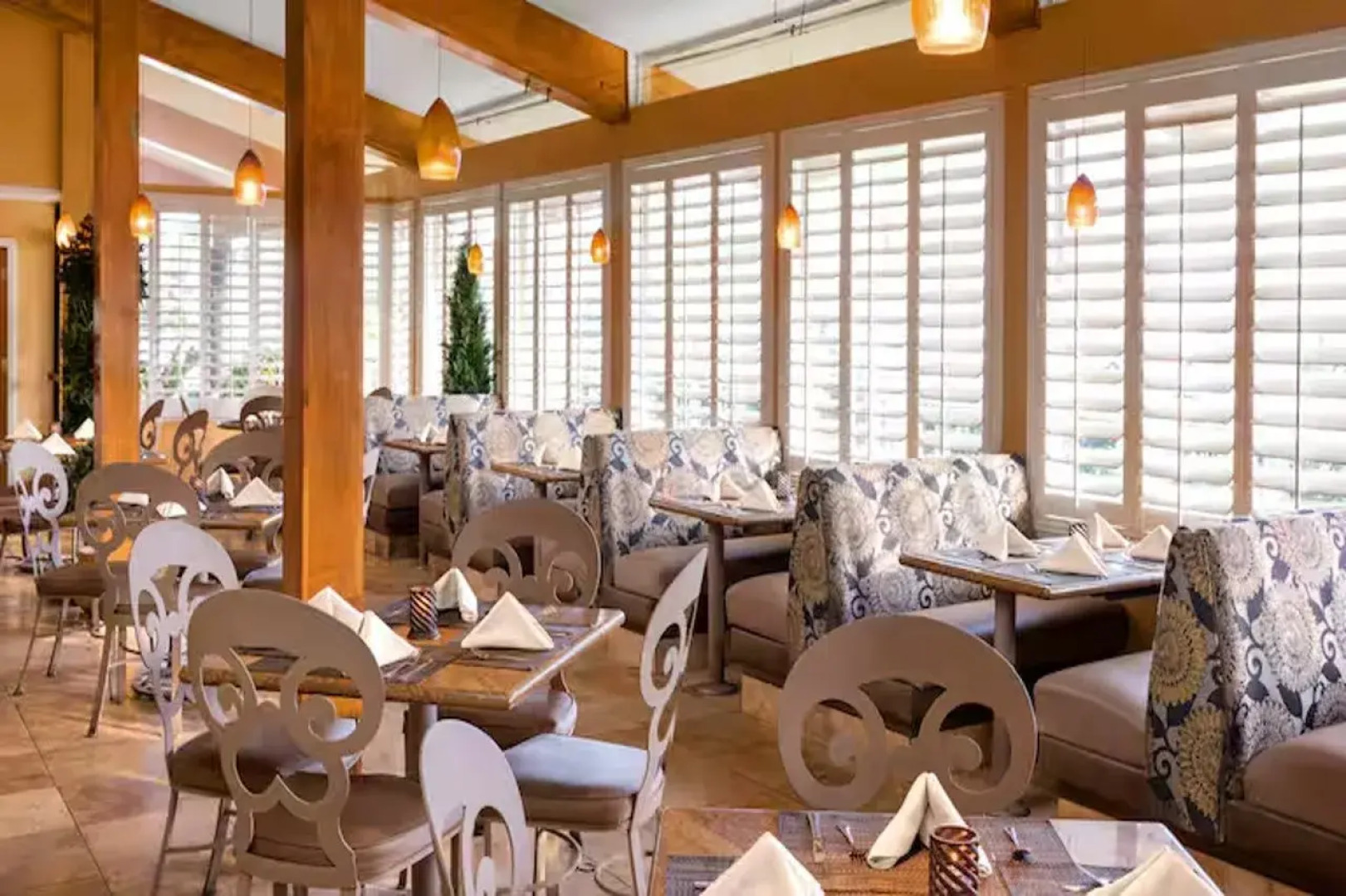 DoubleTree by Hilton San Diego Bayside