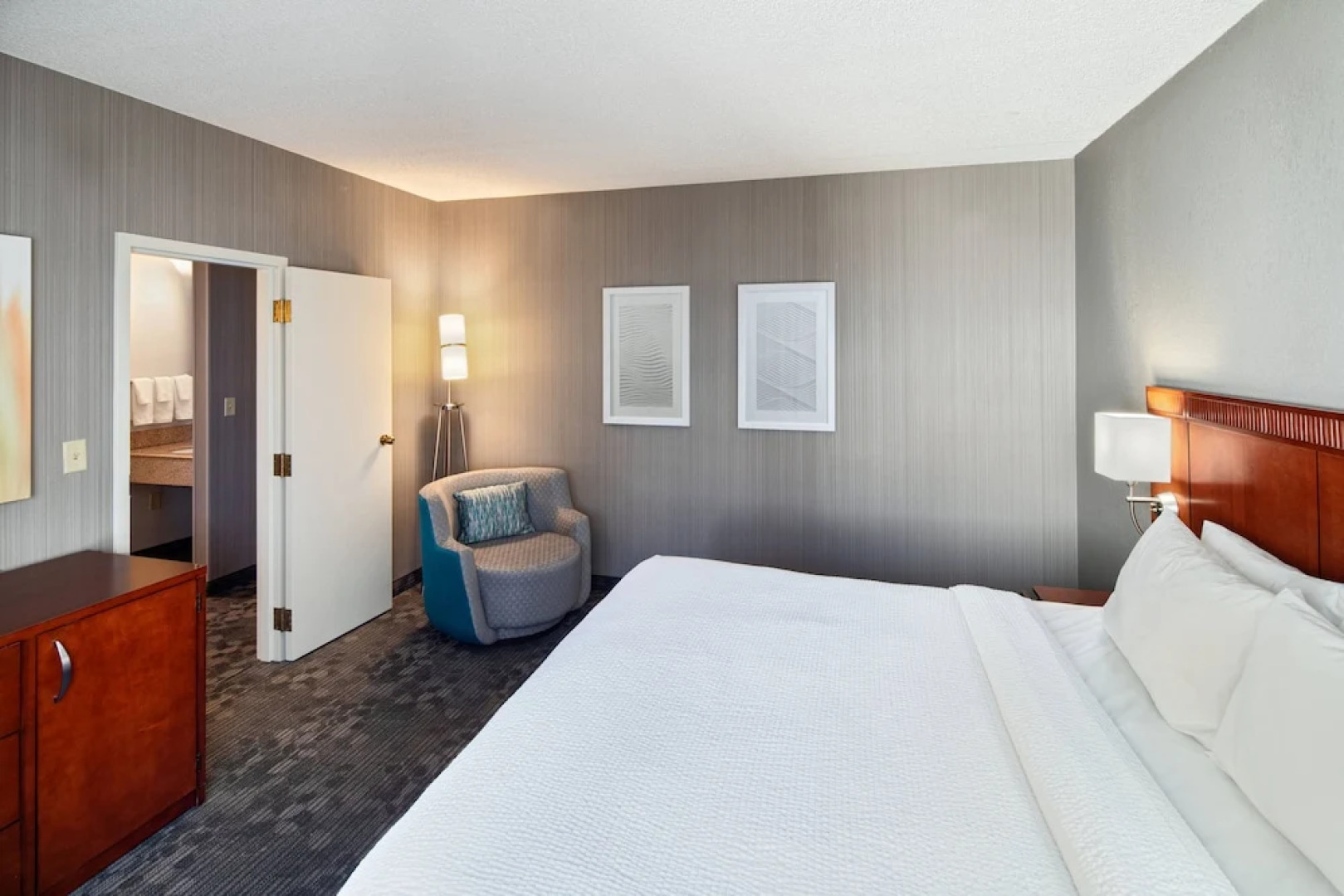 Courtyard Cincinnati Blue Ash