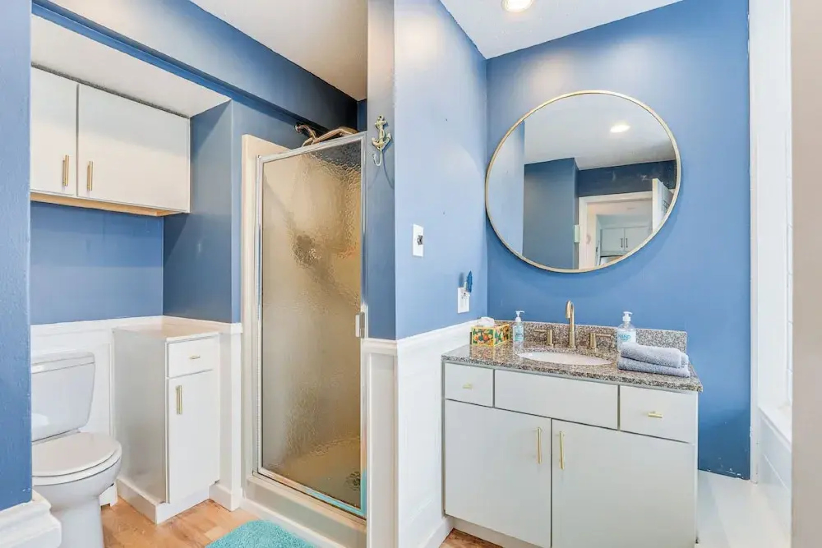 Bright Milford Beach House w/ Outdoor Shower