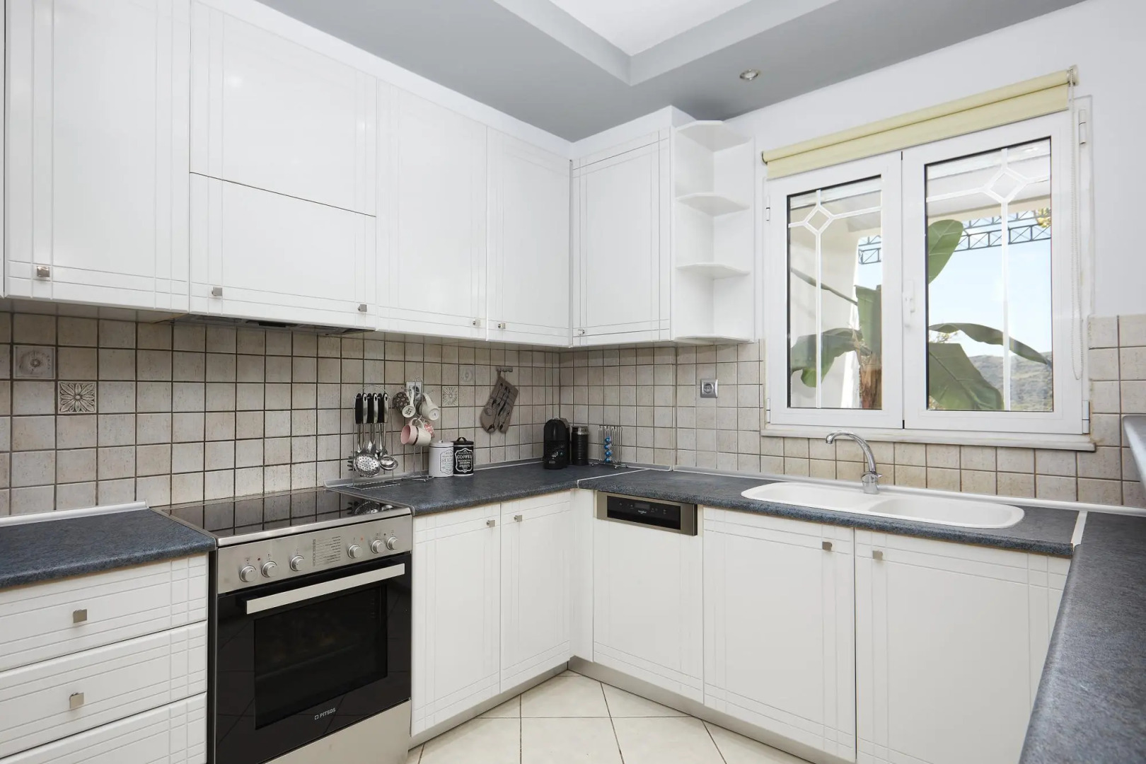 "Dafni Villa" A Place To Visit