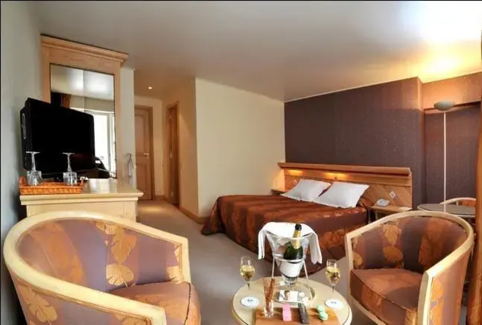 Hôtel Jean-Paul Jeunet