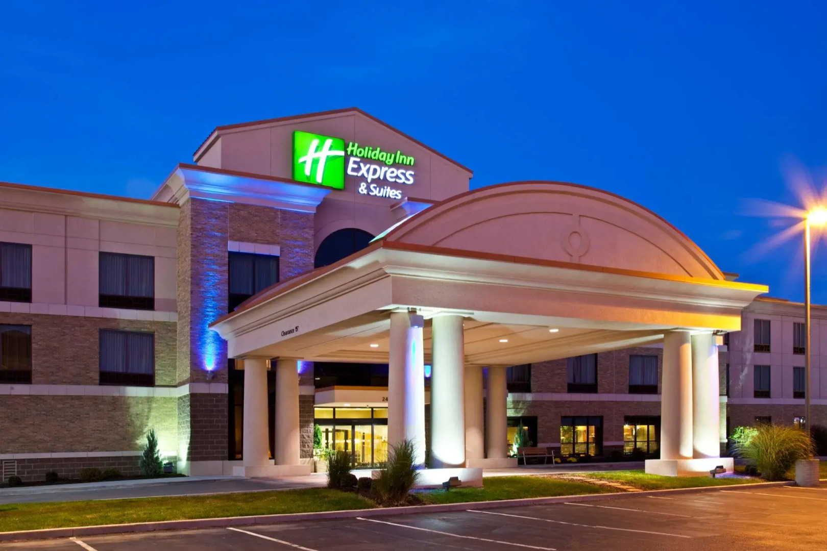 Holiday Inn Express & Suites Seymour by IHG