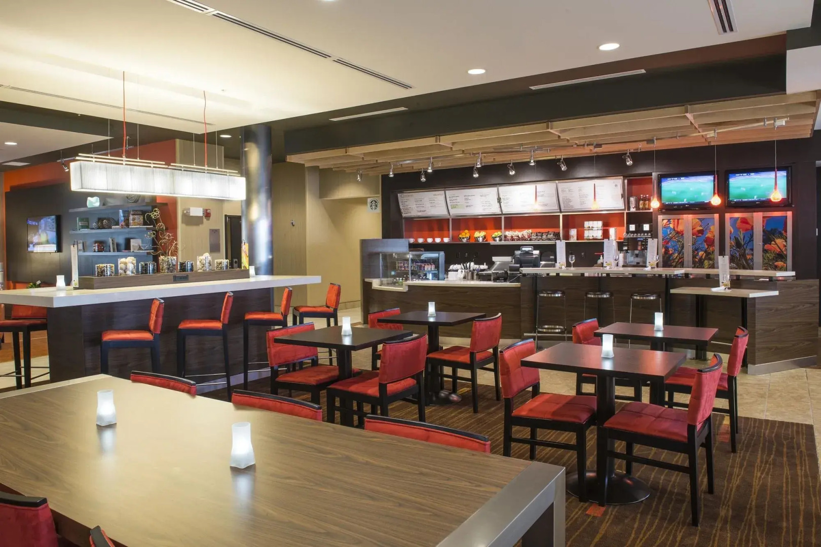 Courtyard by Marriott Evansville East