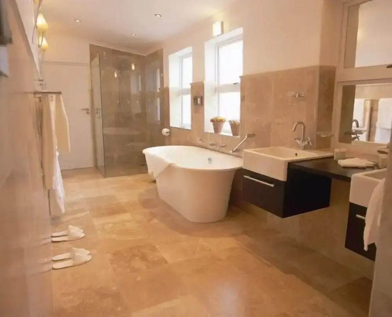 Villa Honeywood Guest House