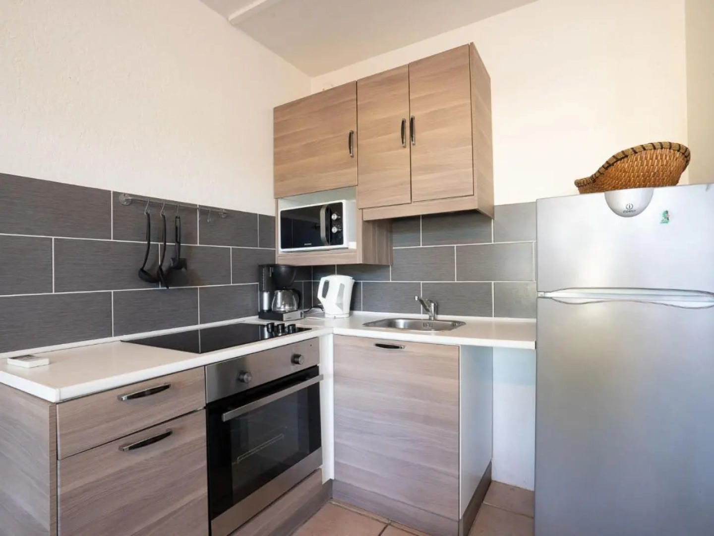 Studio Escale Port-3