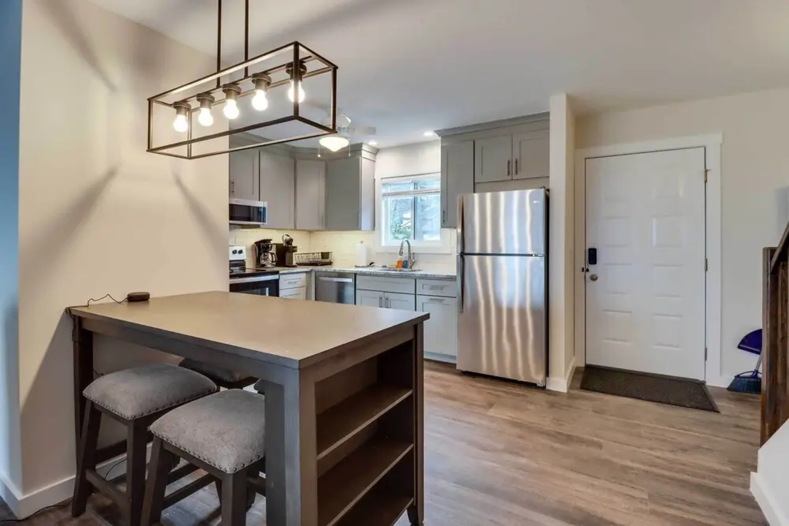 1 Mi to Camelback Resort: Tannersville Townhome