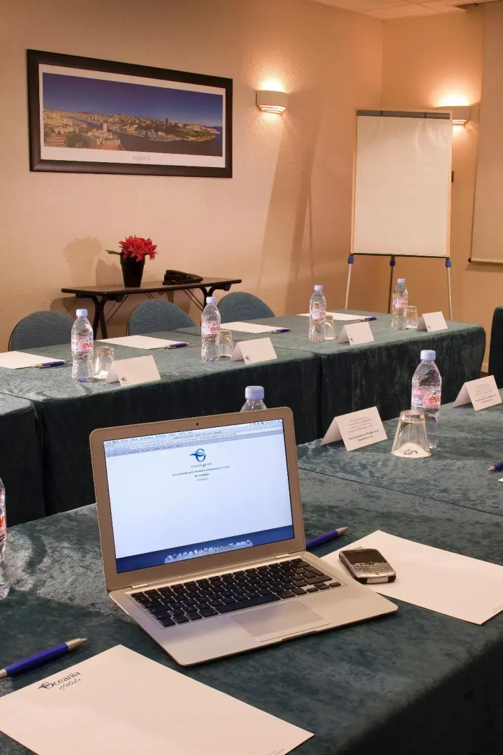 Escale Oceania Marseille Vieux Port