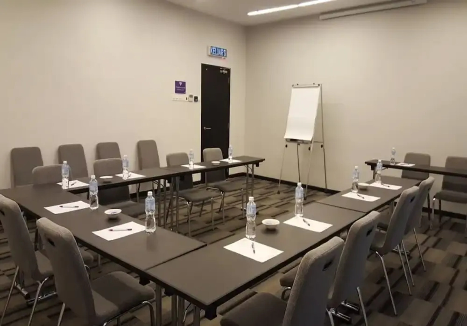 Q Stay at Hotel Damansara