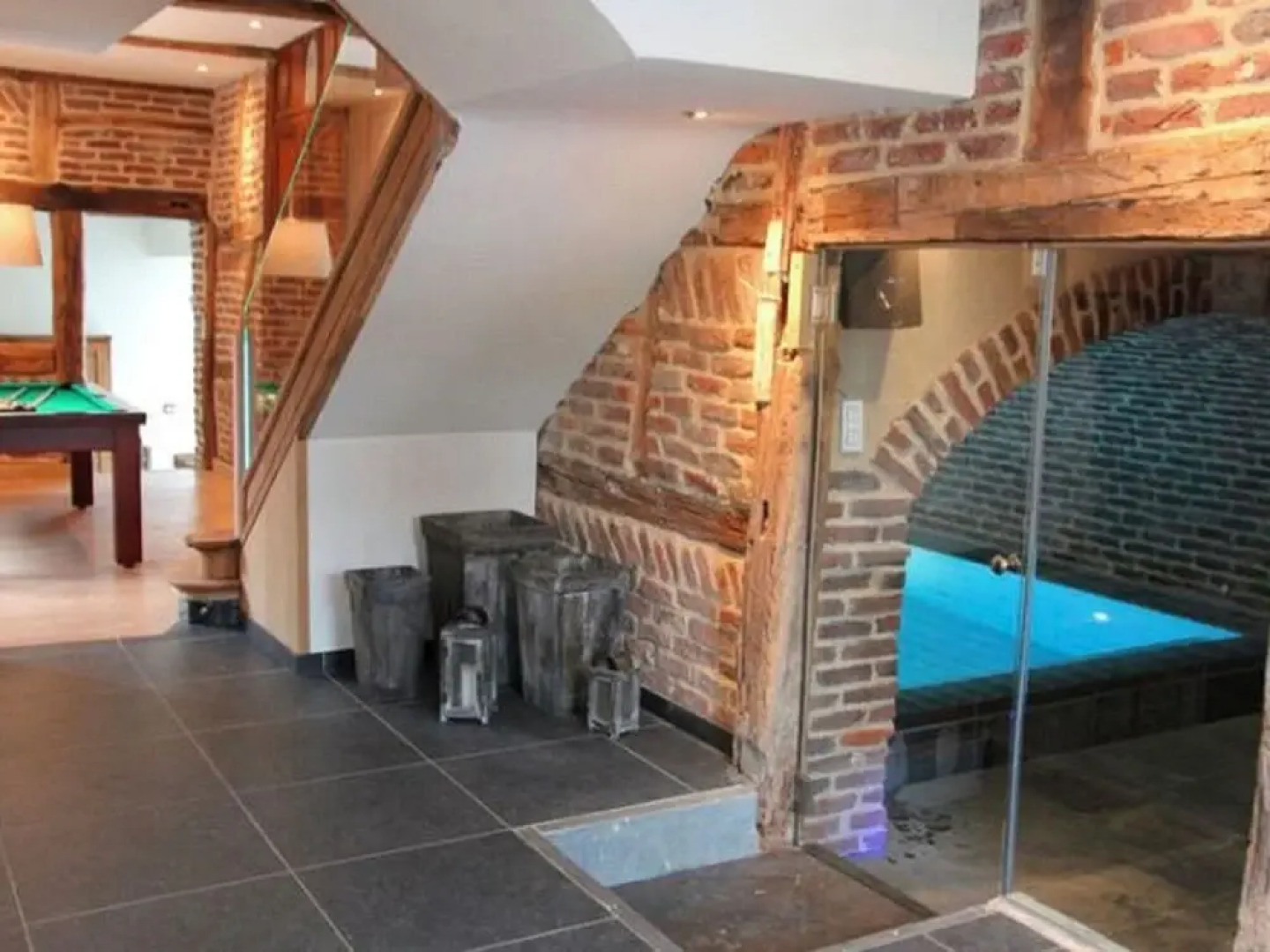 Attractive Holiday Home with Pool, Hot Tub, Fireplace near Spa