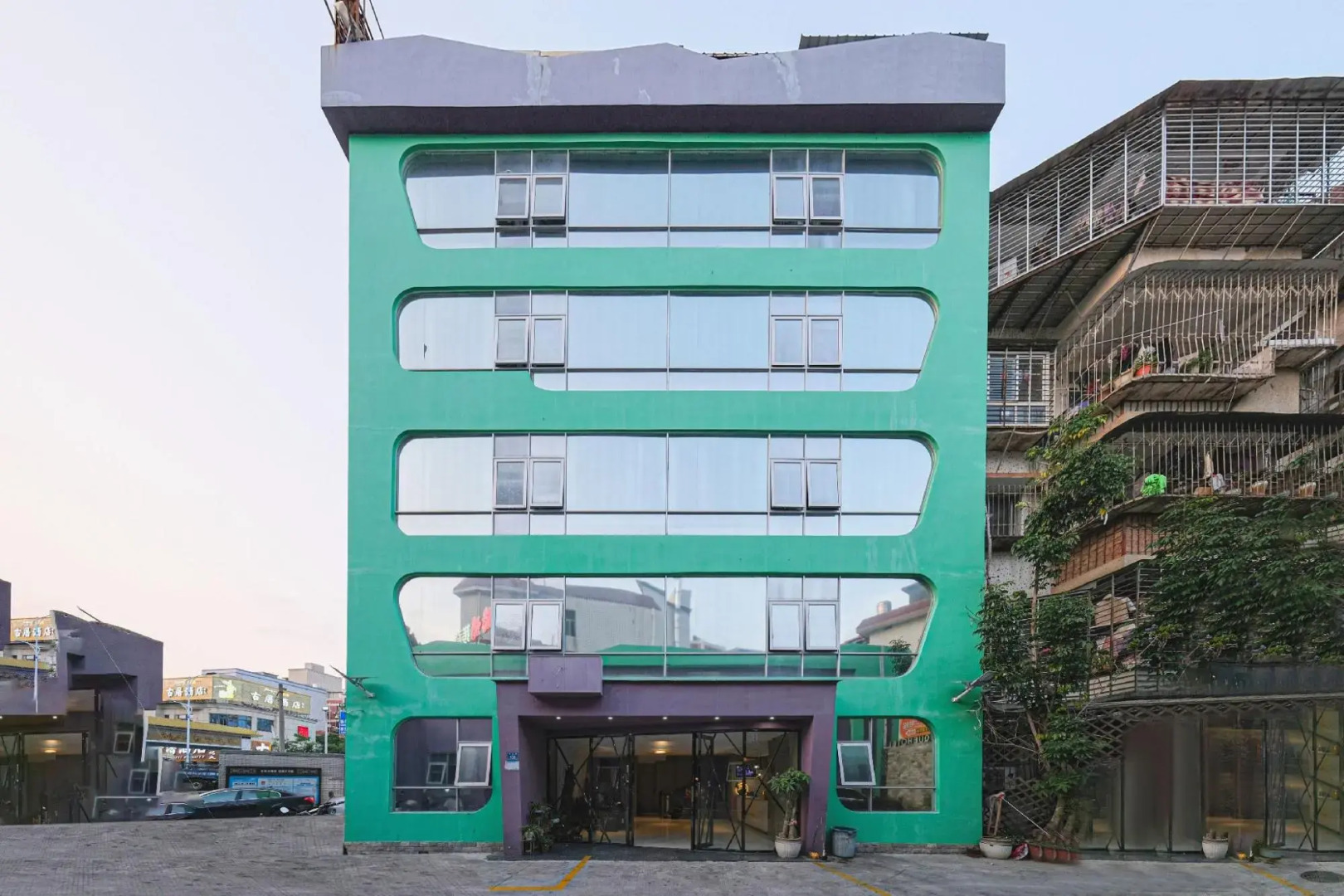 Huaya Boutique Hotel