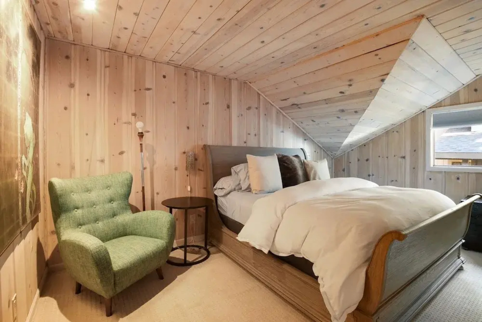 Mesmerizing Meeks Bay Outdoor Waterfront Deck