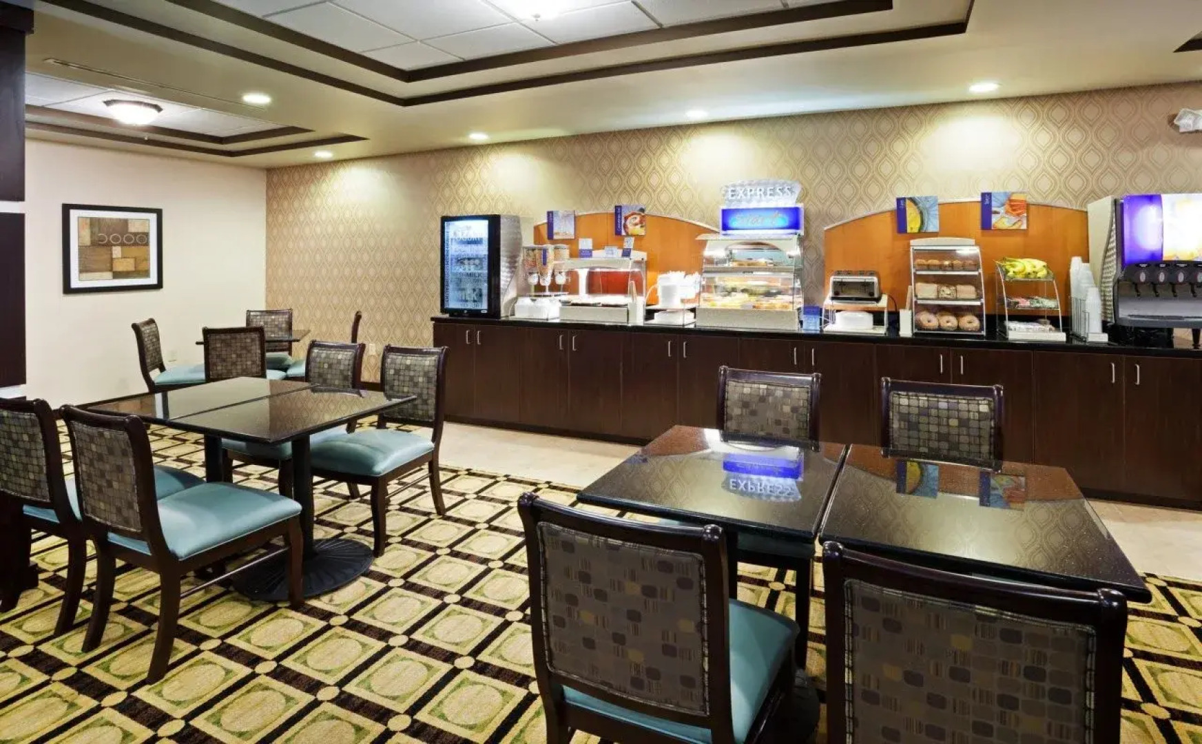 Holiday Inn Express & Suites Newport S by IHG