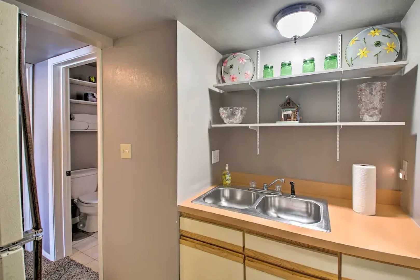 Lakefront Hot Springs Vacation Rental w/ Dock