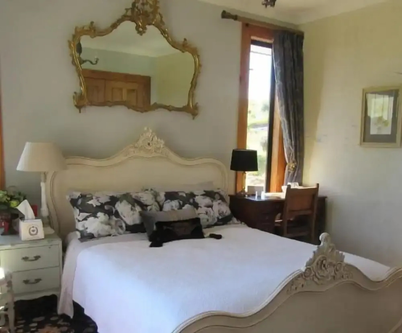 Redwood Valley B & B