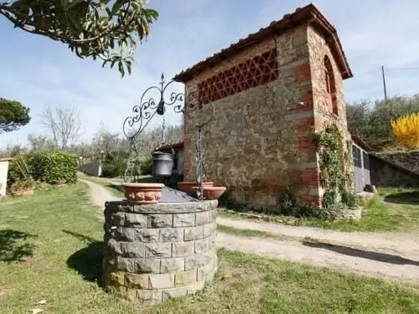 Vallereggi Pool & View