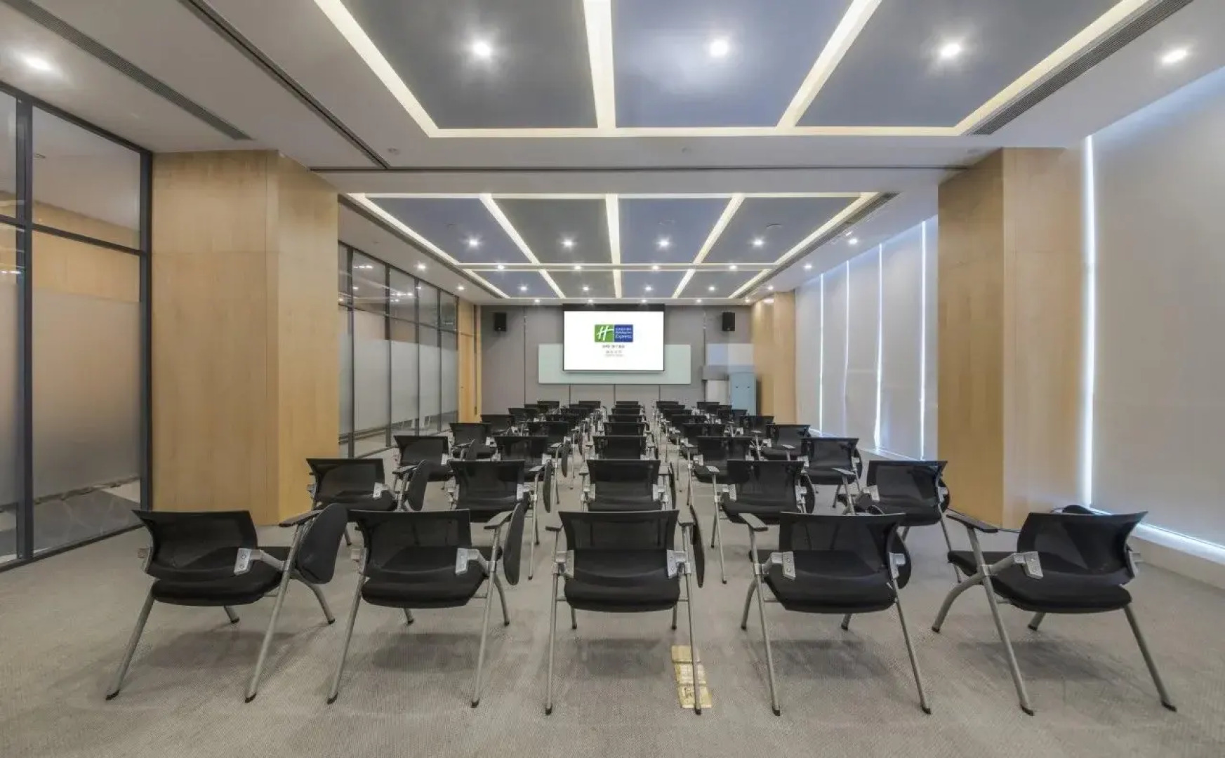 Holiday Inn Express Yantai Yeda by IHG