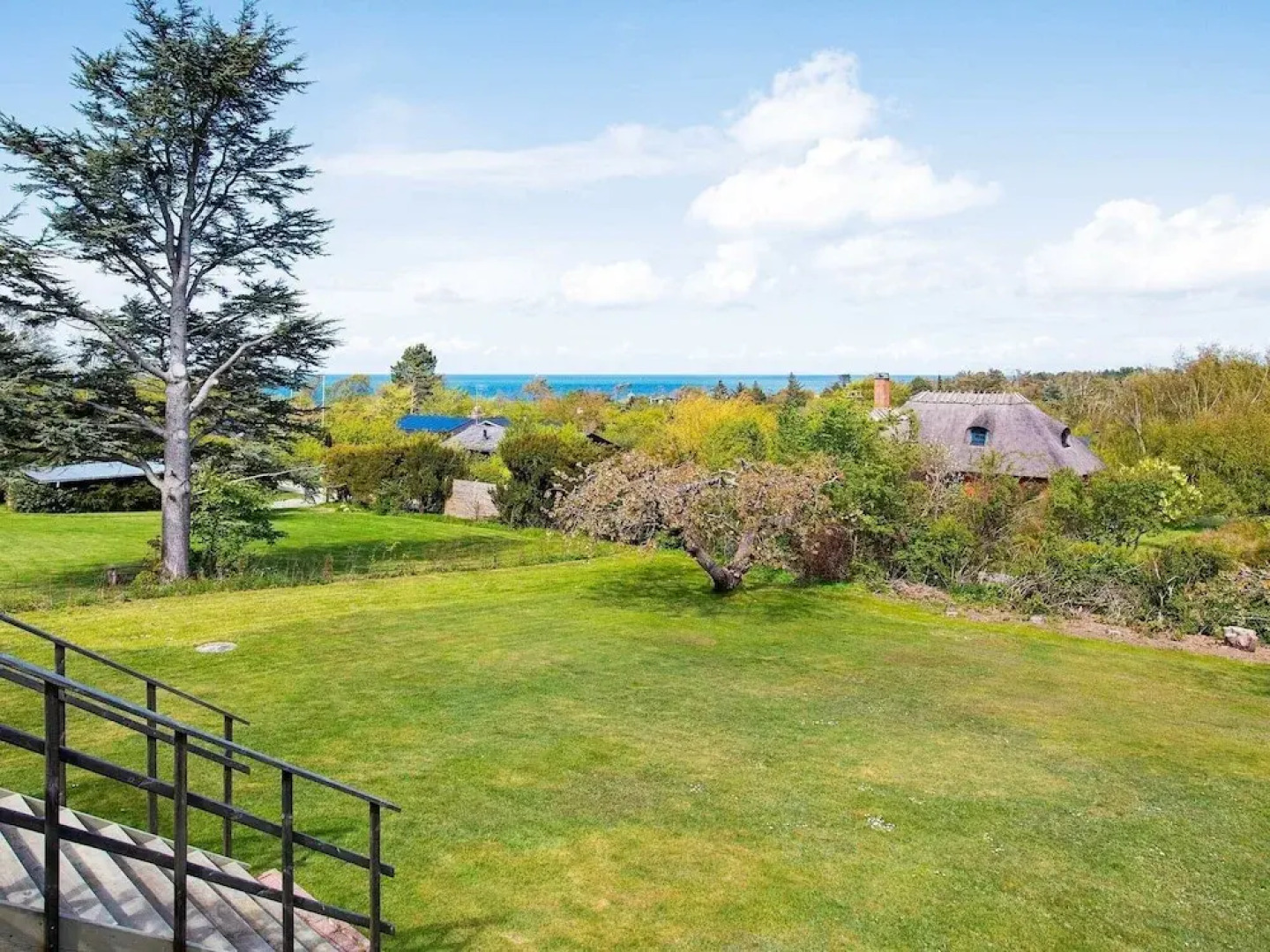 Scenic Holiday Home in Hovedstaden near Sea