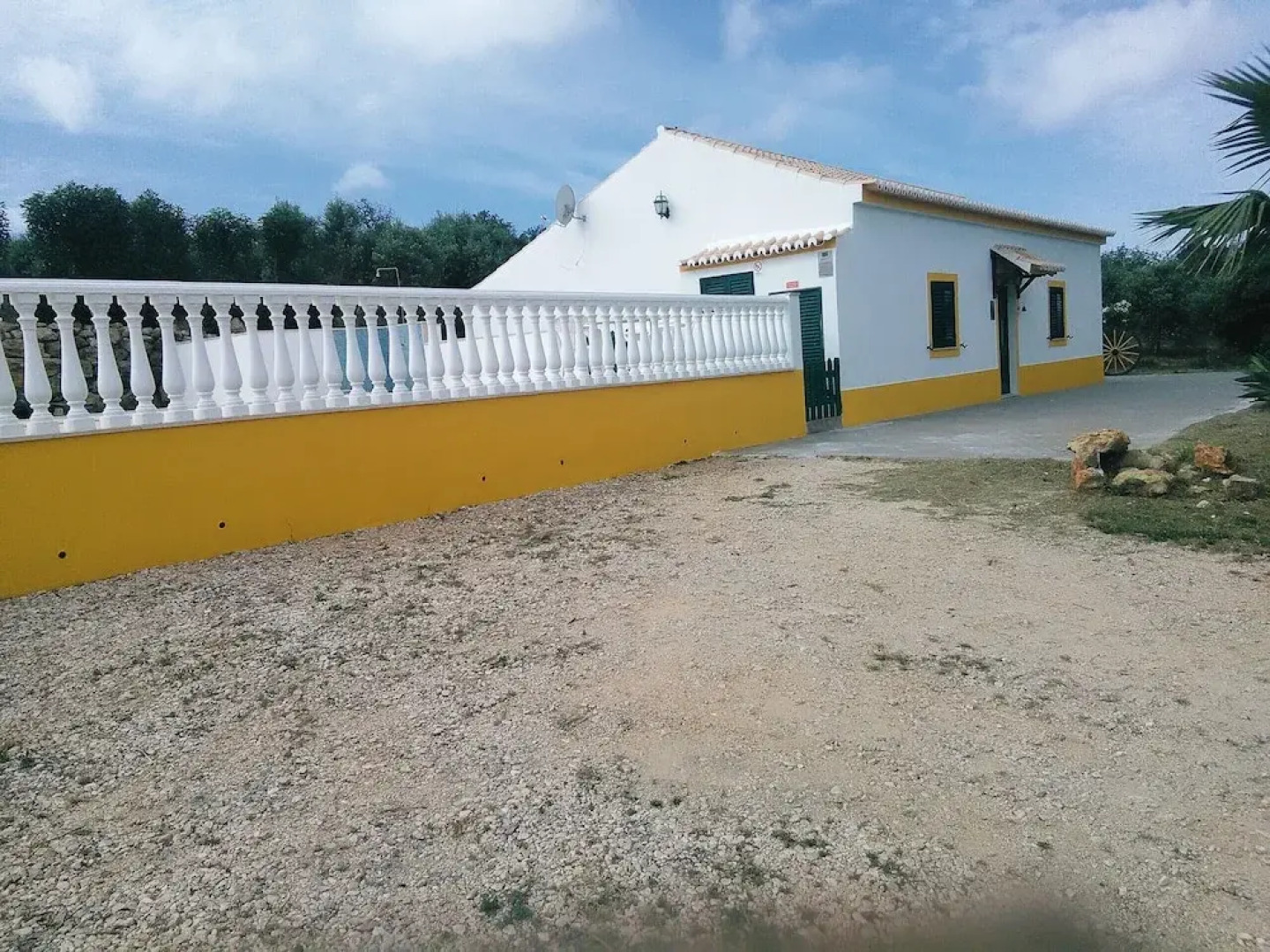Santa teresa Farmhouse byRental4all
