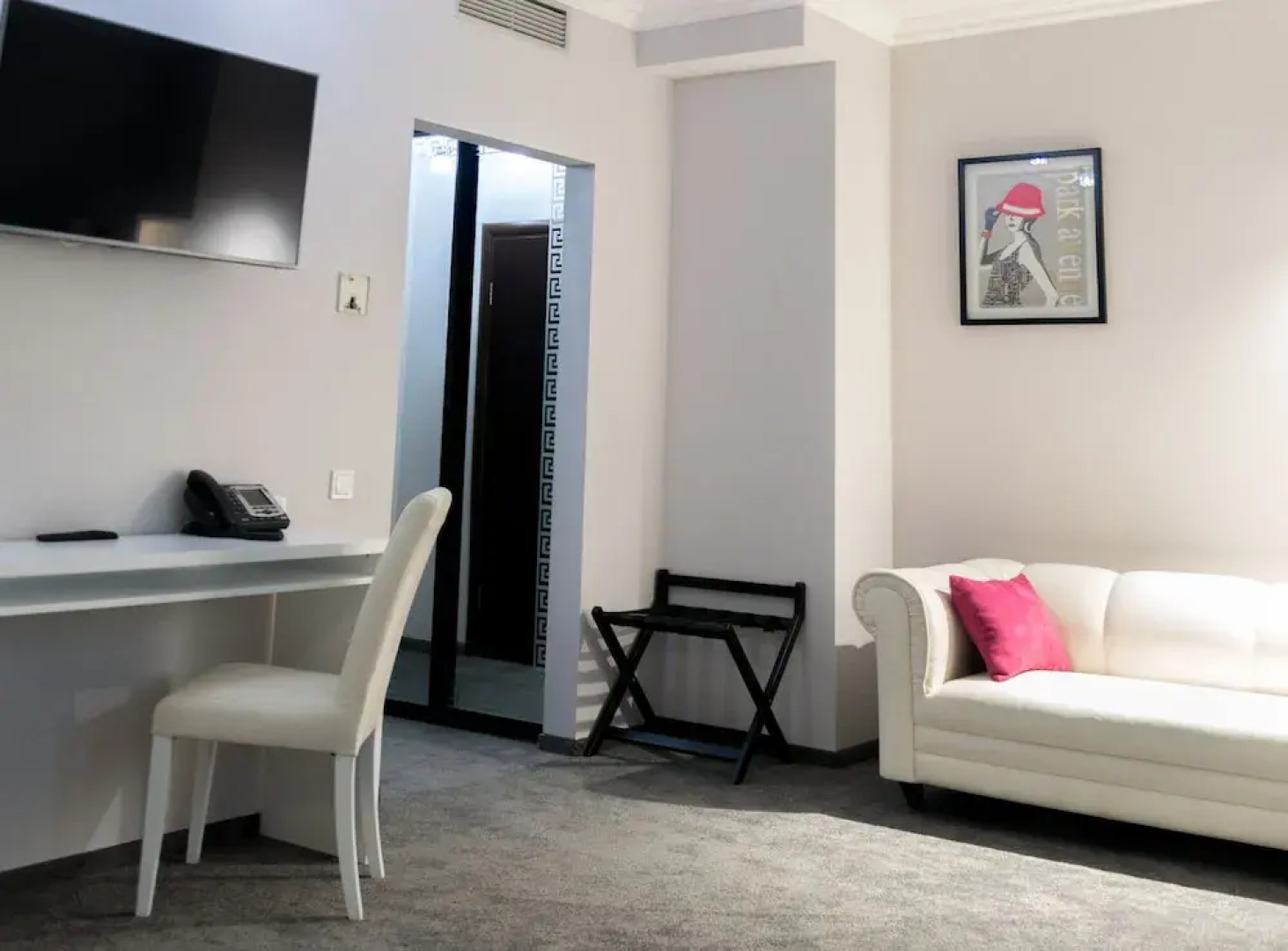 Гостинично-ресторанный комплекс с пляжем RiverSide