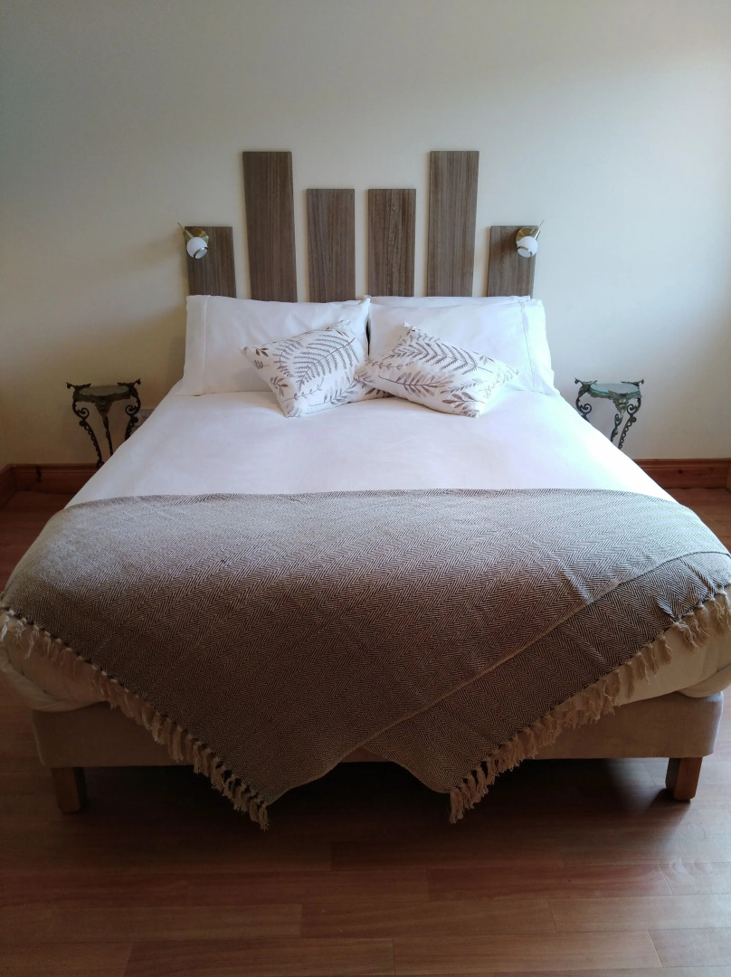 Madra Rua Organic Accommodation