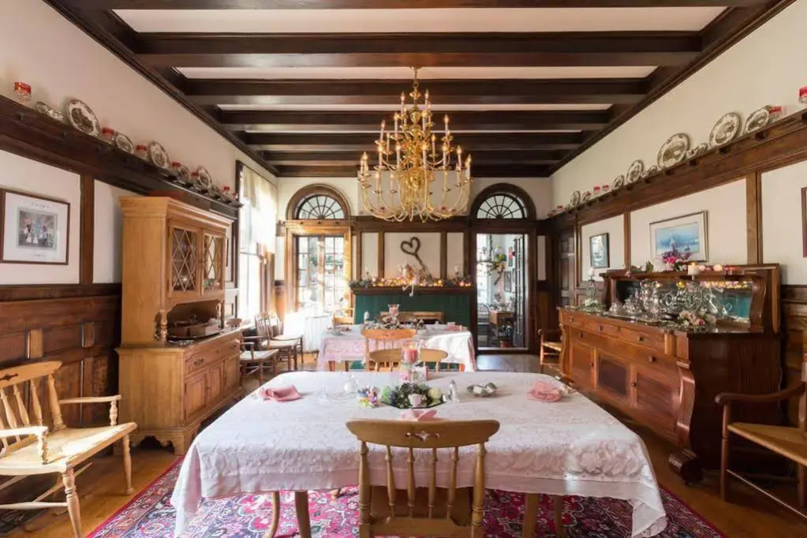 Federal Crest Inn Bed & Breakfast