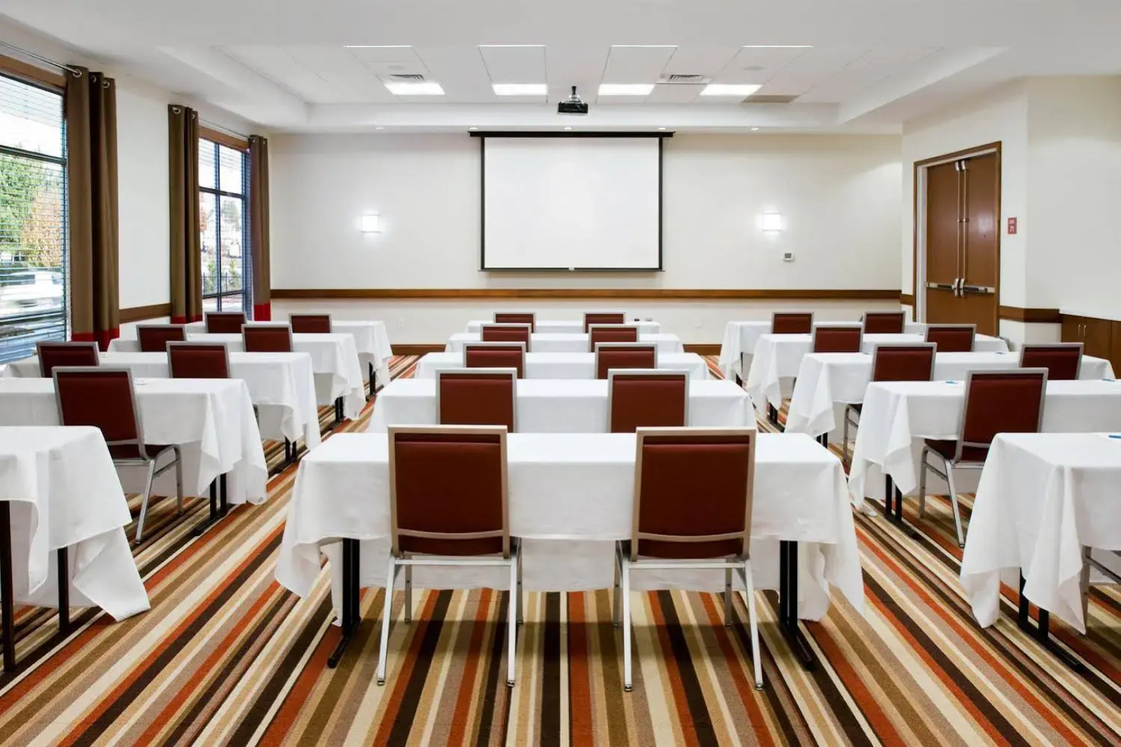 DoubleTree by Hilton Raleigh - Cary