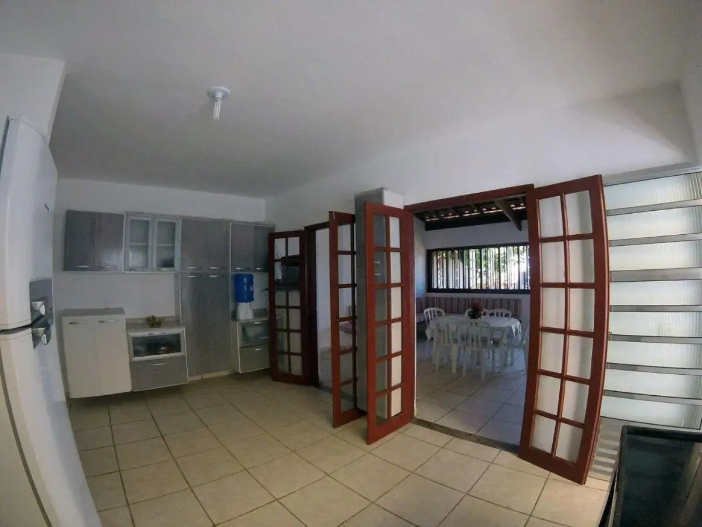 Casa aconchegante pé na areia c/ 5 quartos.