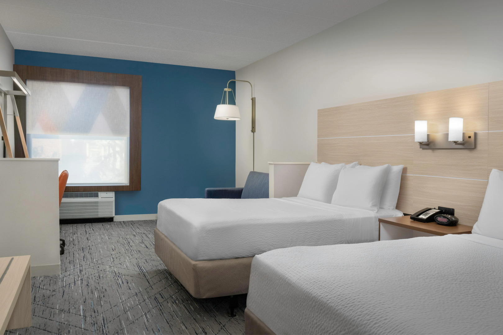 Holiday Inn Express & Suites Pittsburgh North Shore by IHG