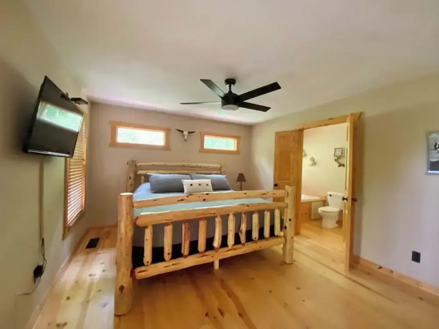 Buck Valley Lodge Mountain Getaway!