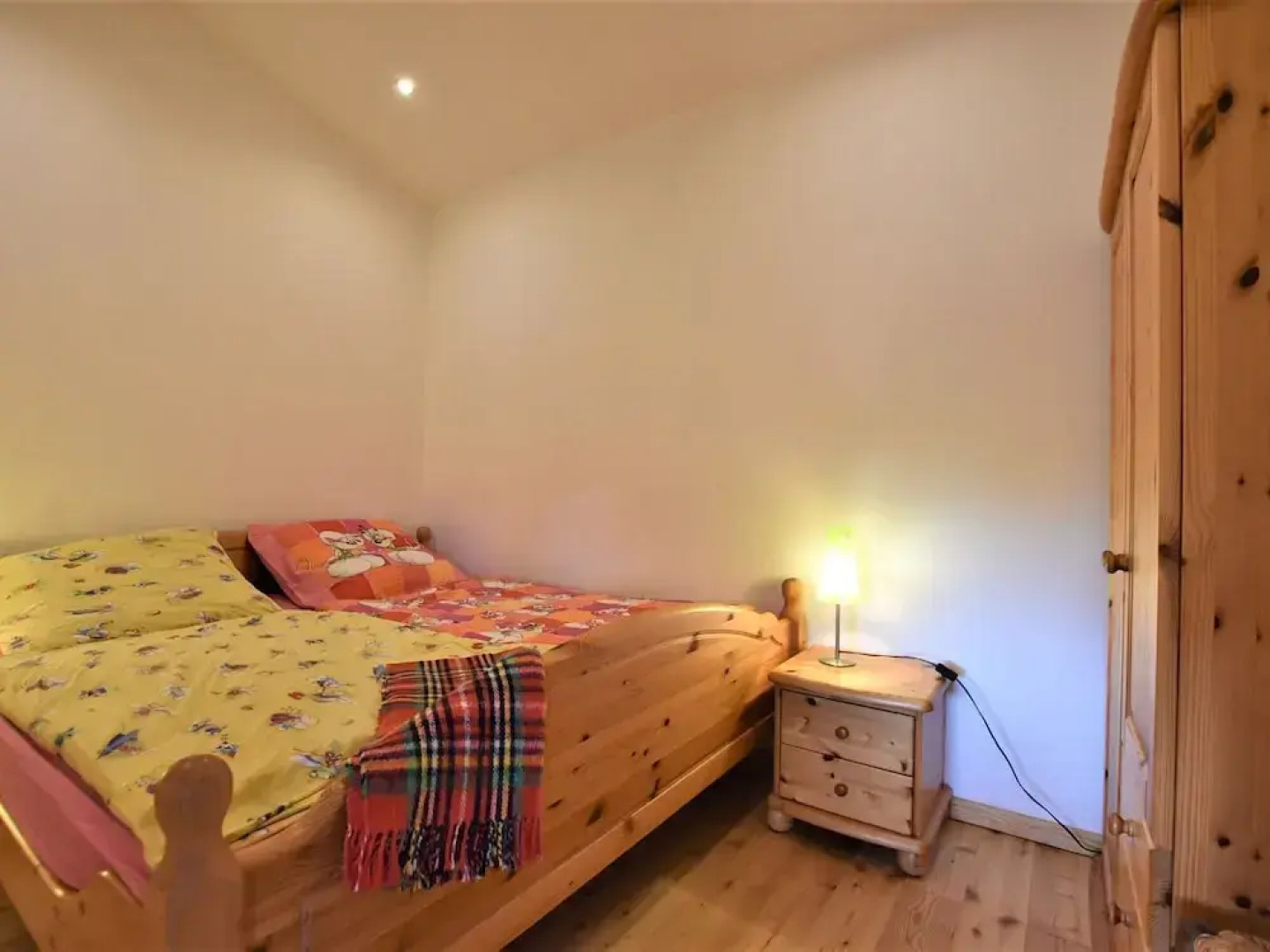 Exquisite Mansion in Pugholz near Sea