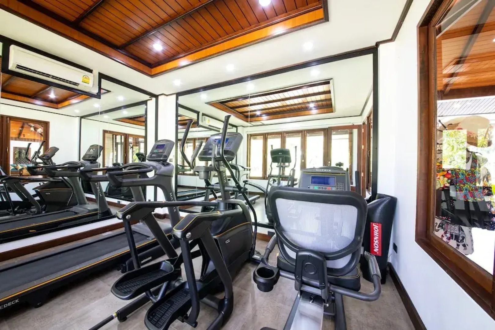 Capital O 370 Nernkhao Resort