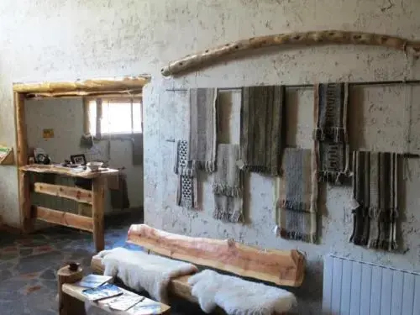 Ruca Pehuen Eco-Lodge De Montaña