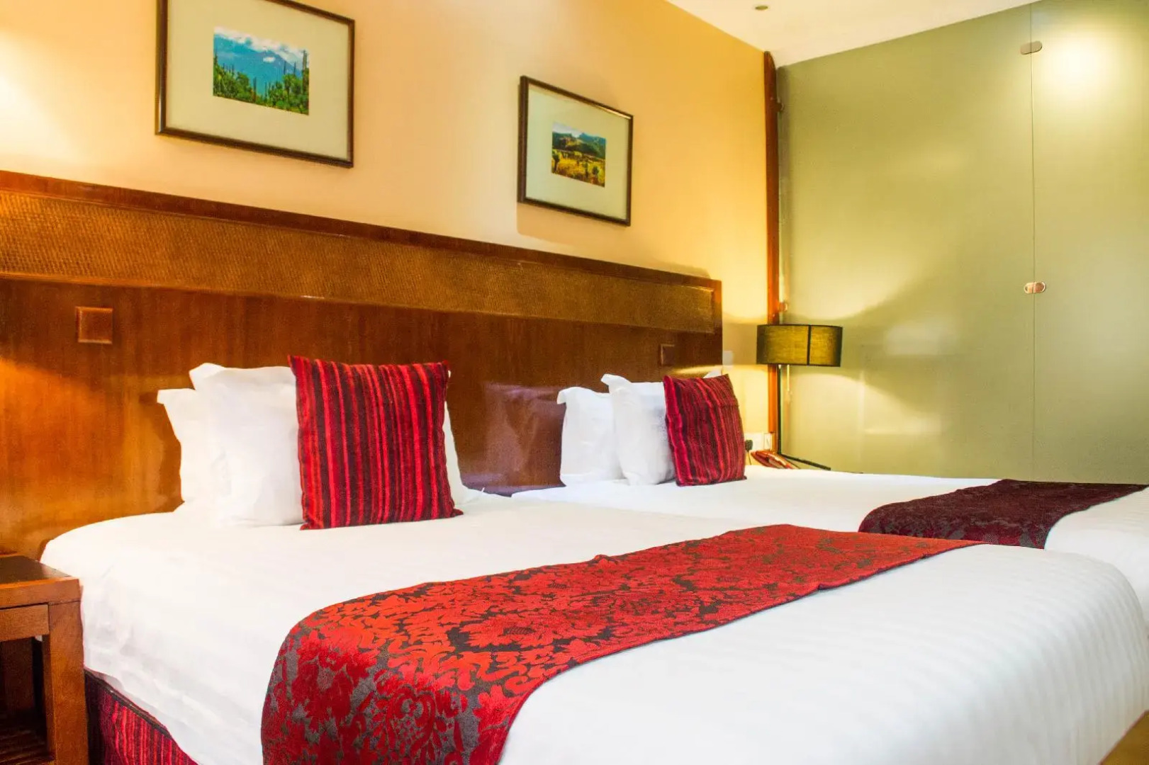 Igongo Country Hotel & Cultural Centre