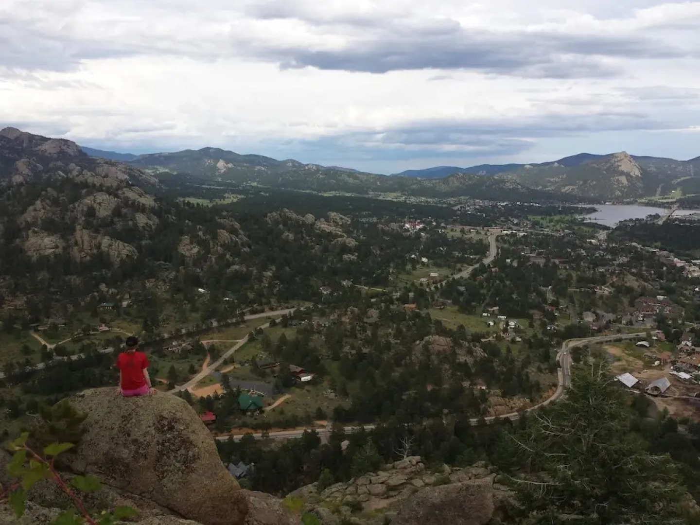 Inn on Fall River & Fall River Cabins