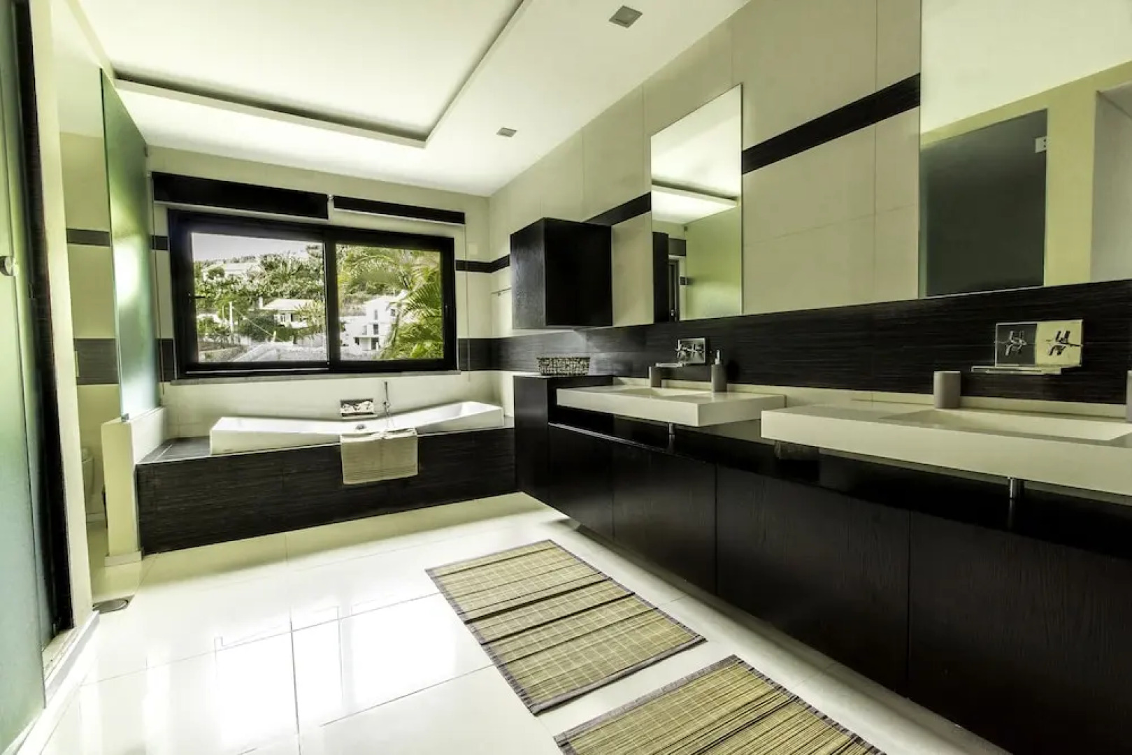 Villa Skylark by MHM