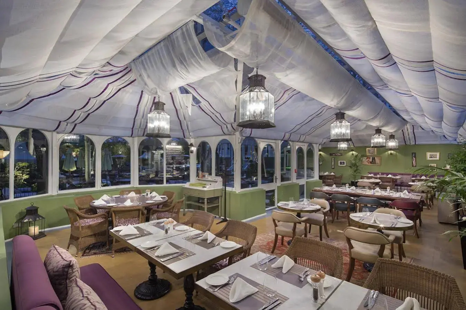 Hagia Sofia Mansions Istanbul, Curio Collection by Hilton