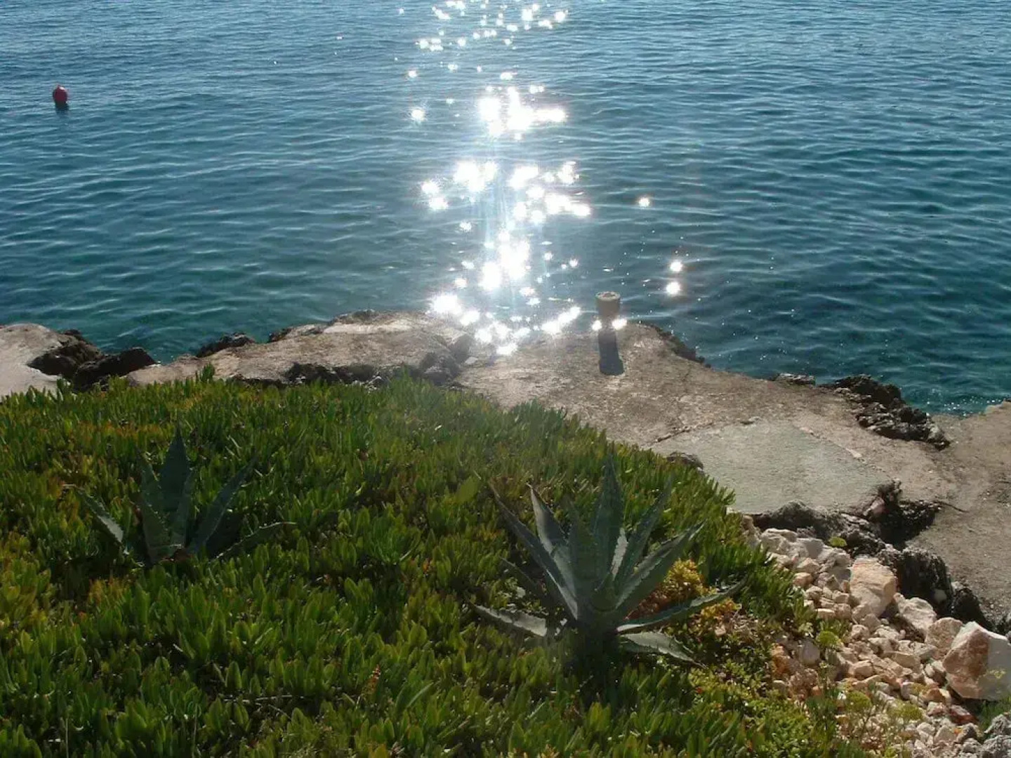 Tonka - 10 m From Beach - A1