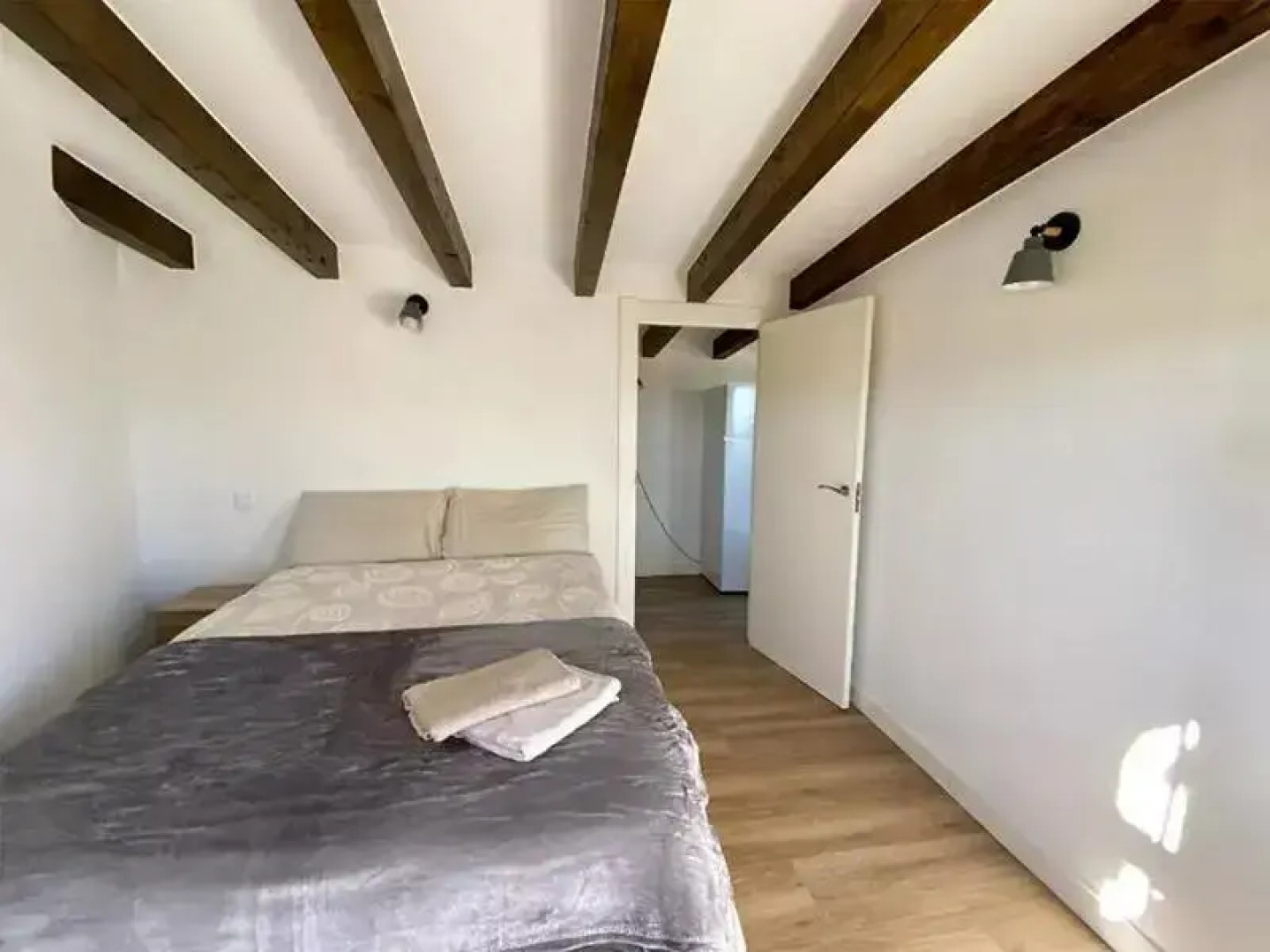 Apartamentos Via Street 3000