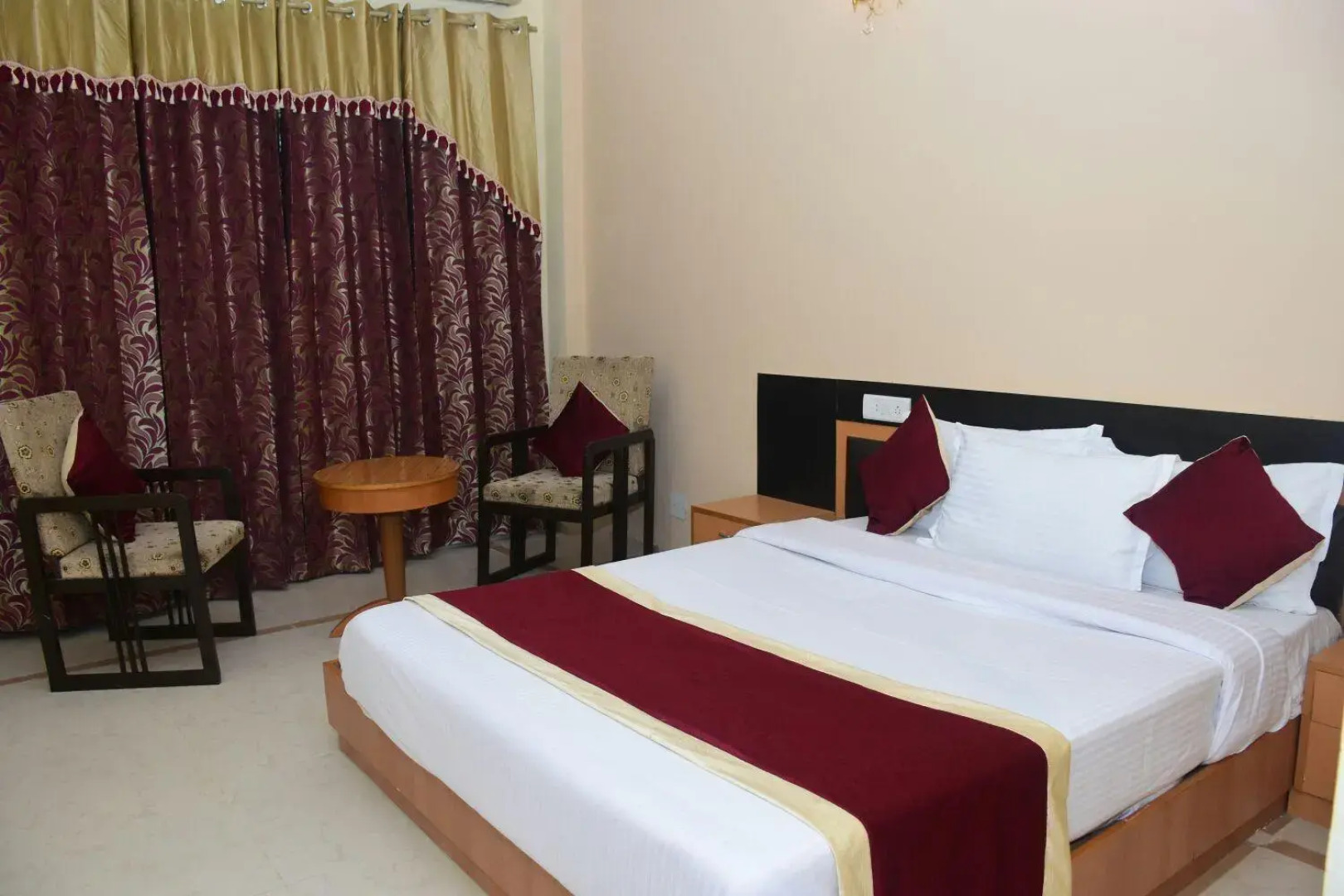 Maa Trinayani Palace