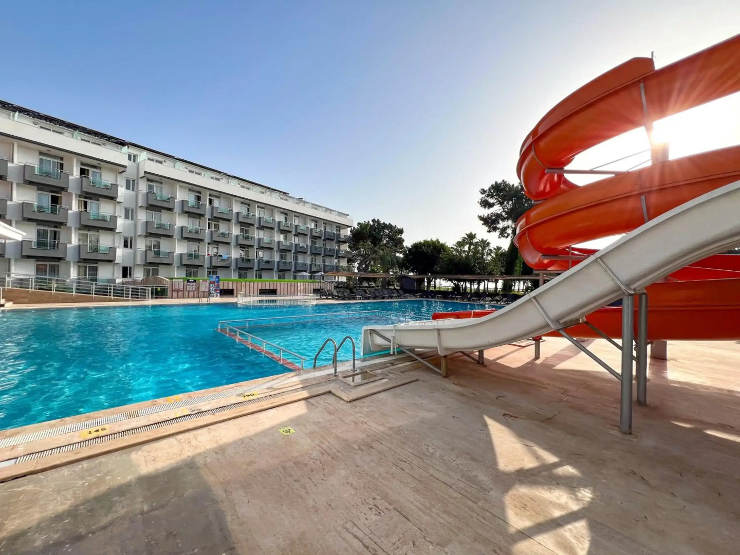 Transatlantik Beach Hotel