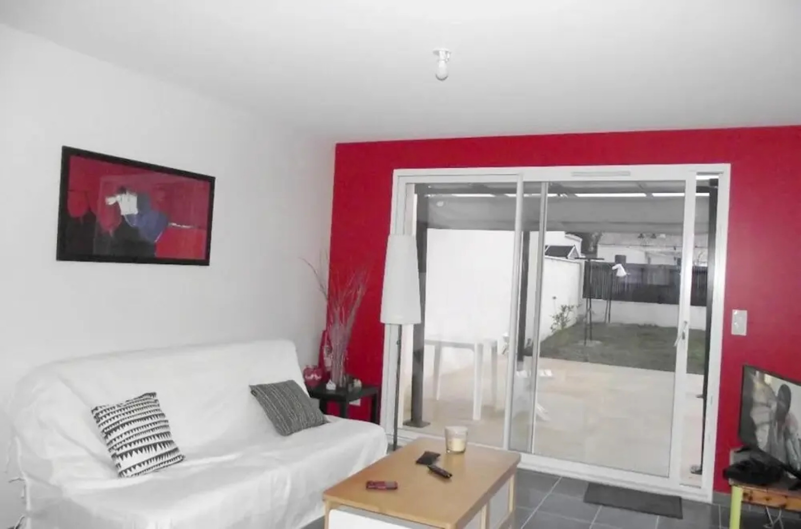 House With 2 Bedrooms in Saint-sulpice-de-royan, With Enclosed Garden - 6 km From the Beach