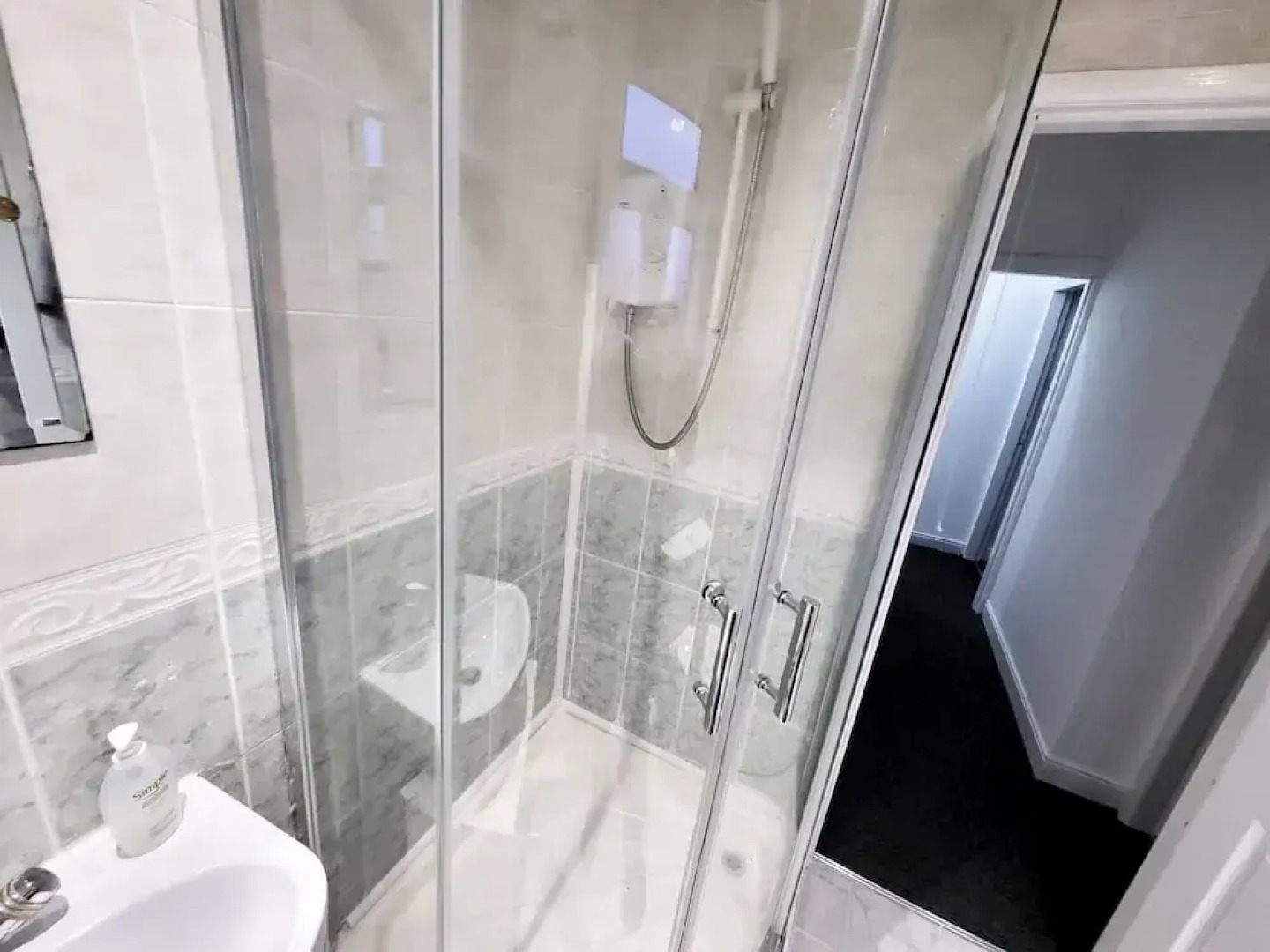 Comfortable Stay - Ivor St