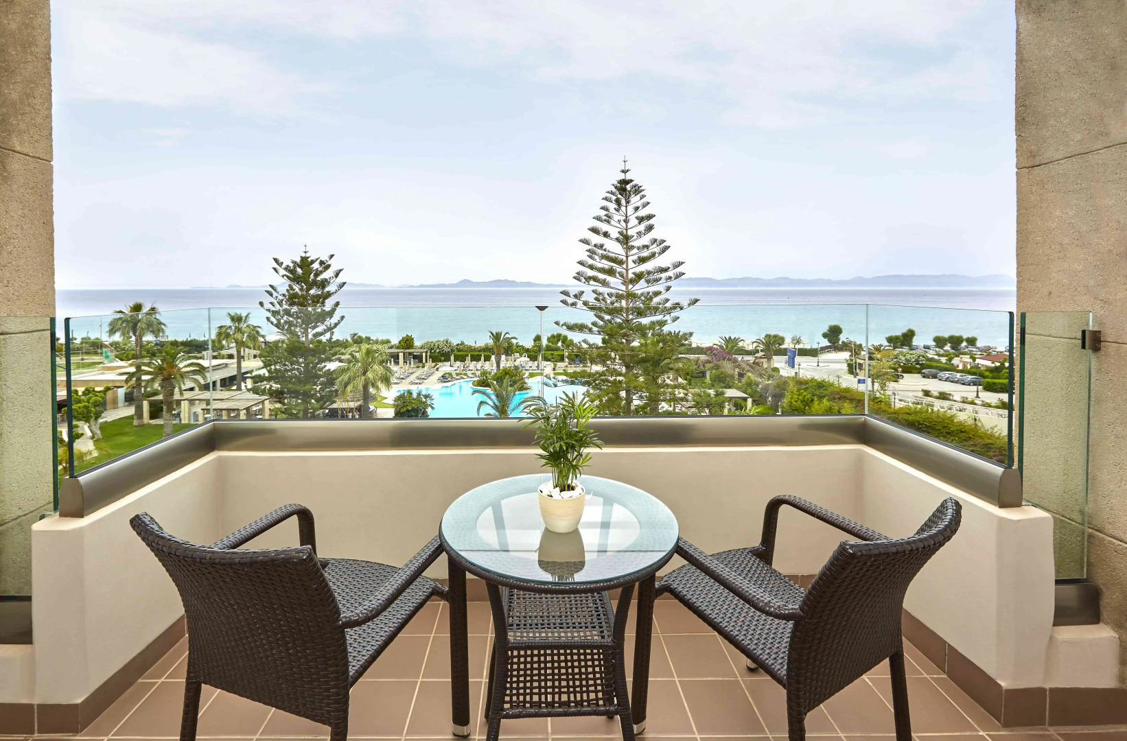 Курортный отель Sheraton Rhodes Resort