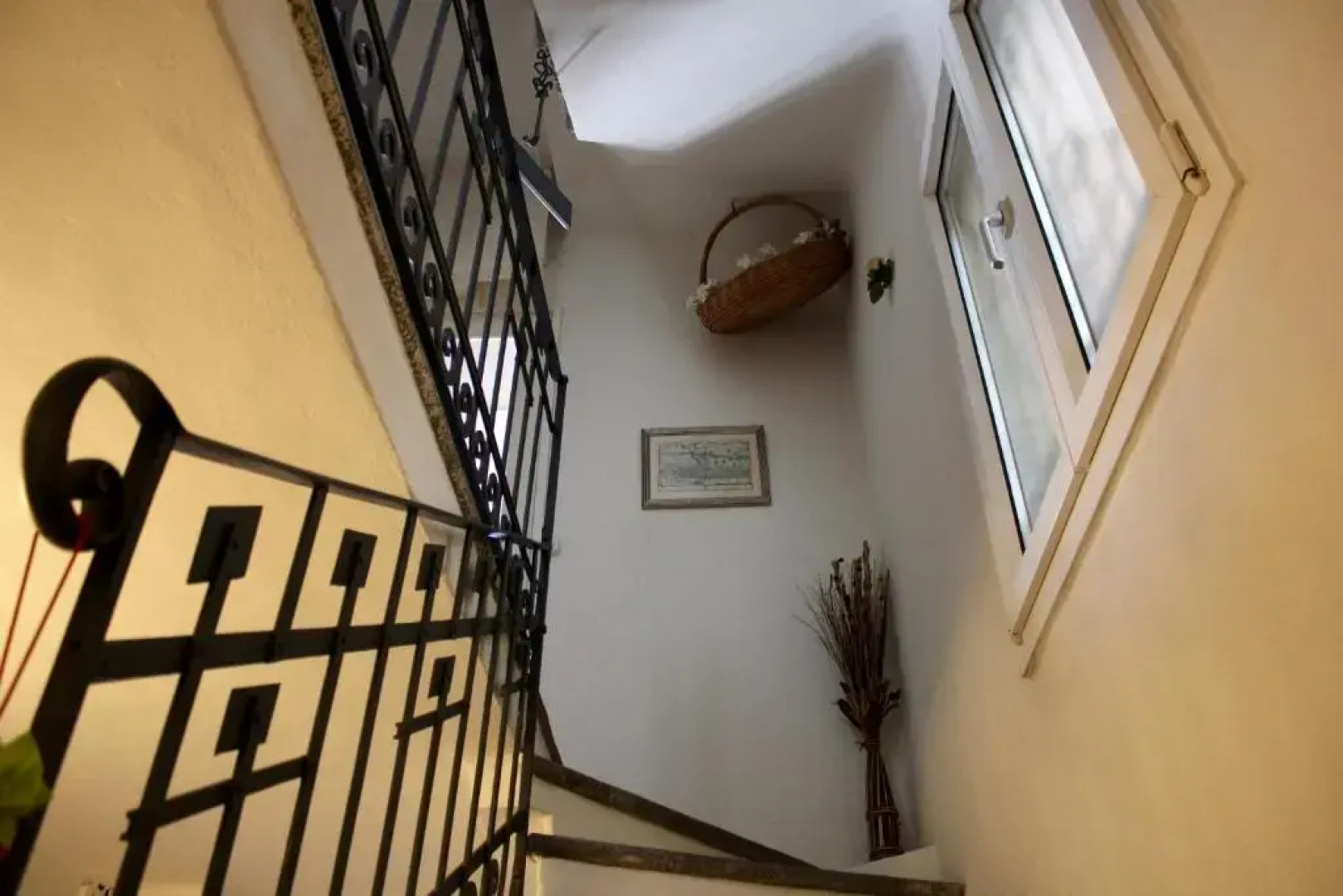 1912 - Wooden Room - old town