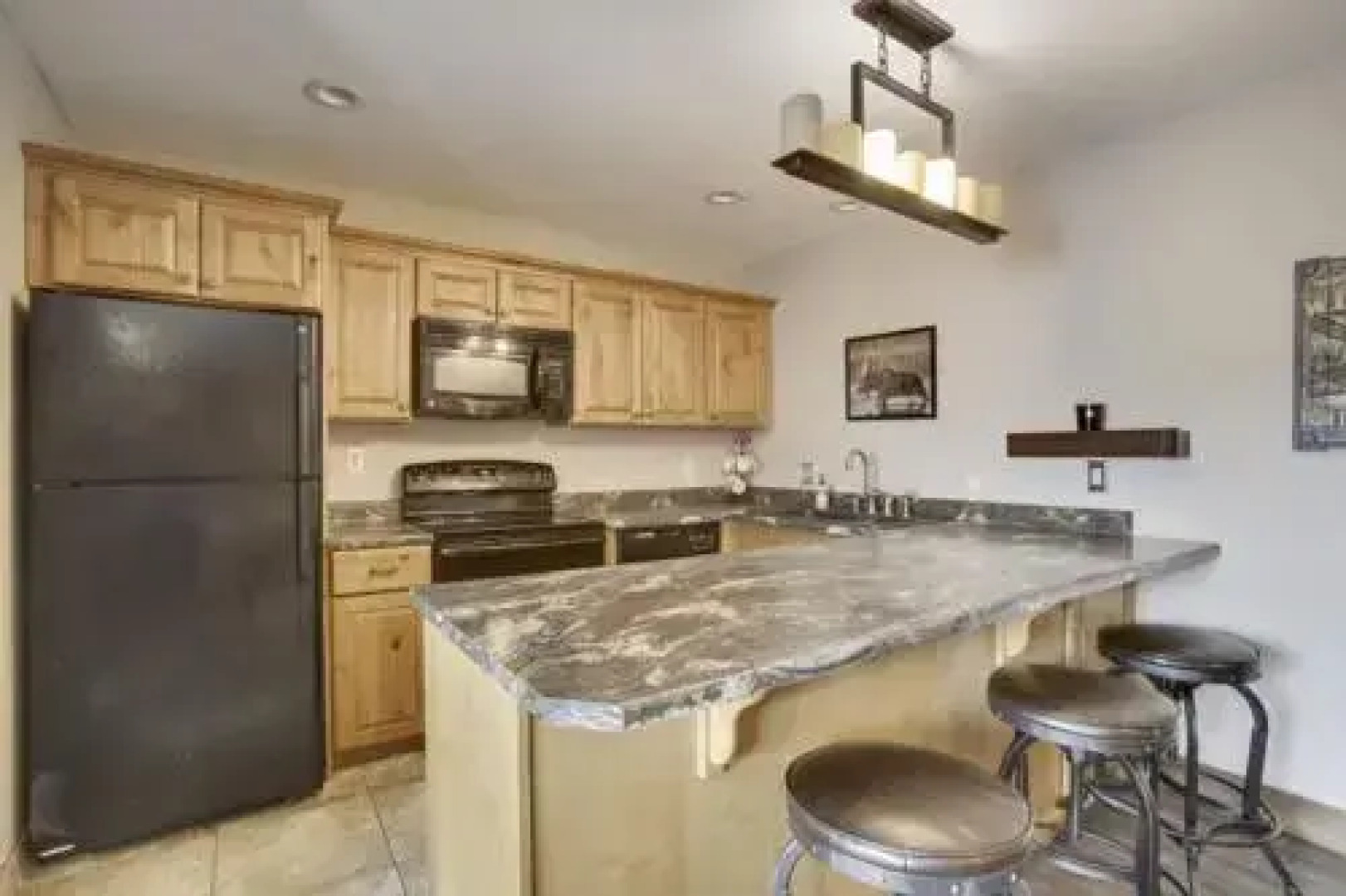 Tannhauser Condominiums